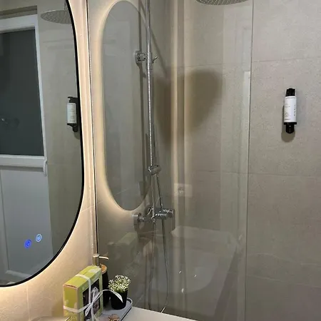 Smart , Lovely In Apartamento Tirana