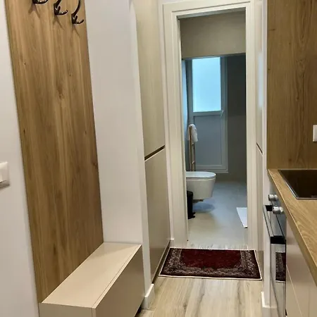 Smart , Lovely In Apartament Tirana